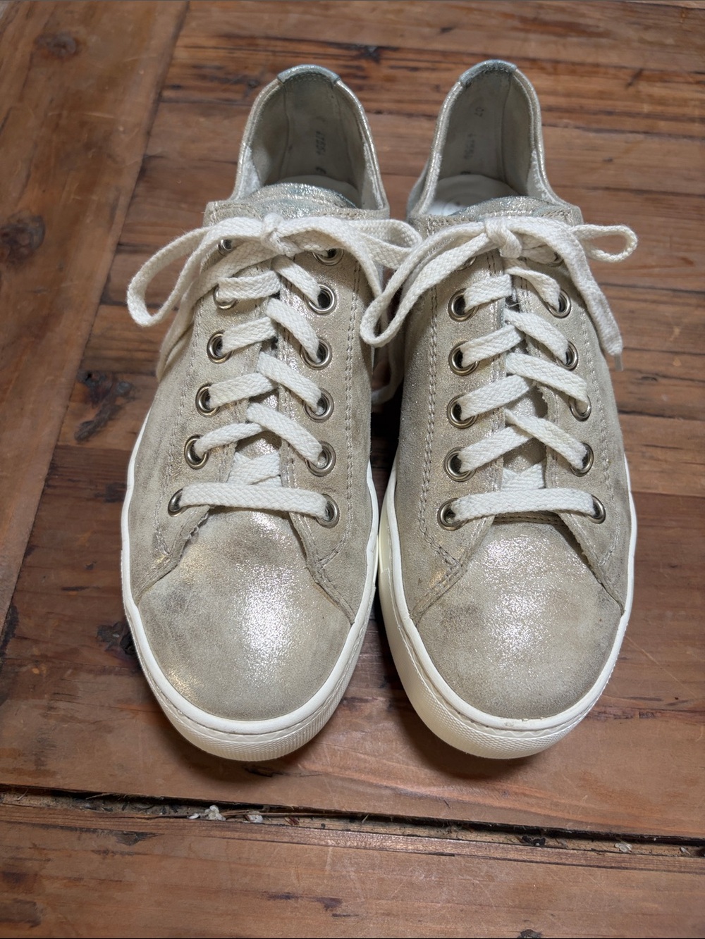 Paul Green Bixby Metallic Taupe Lace-Up Low-Top Sneakers